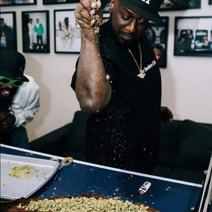 Meet your Posher, Ali